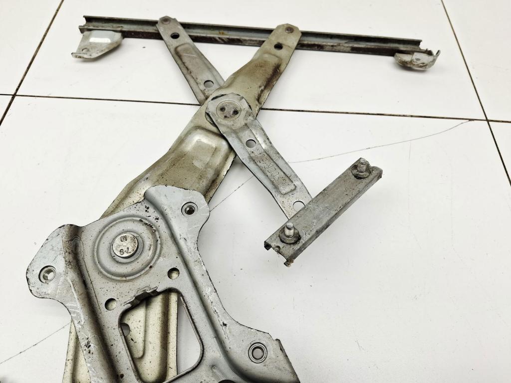 Стеклоподъемник задний левый, 1000 рублей, Пермь