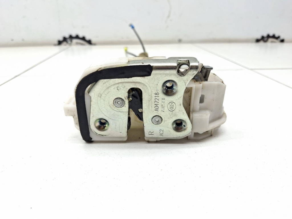 Замок двери передней правой, 2000 рублей, Пермь