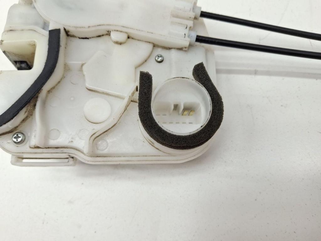 Замок двери передней правой, 2000 рублей, Пермь