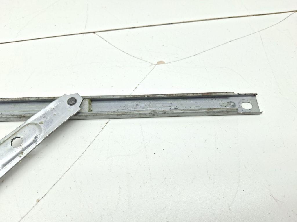 Стеклоподъемник задний левый, 2000 рублей, Пермь