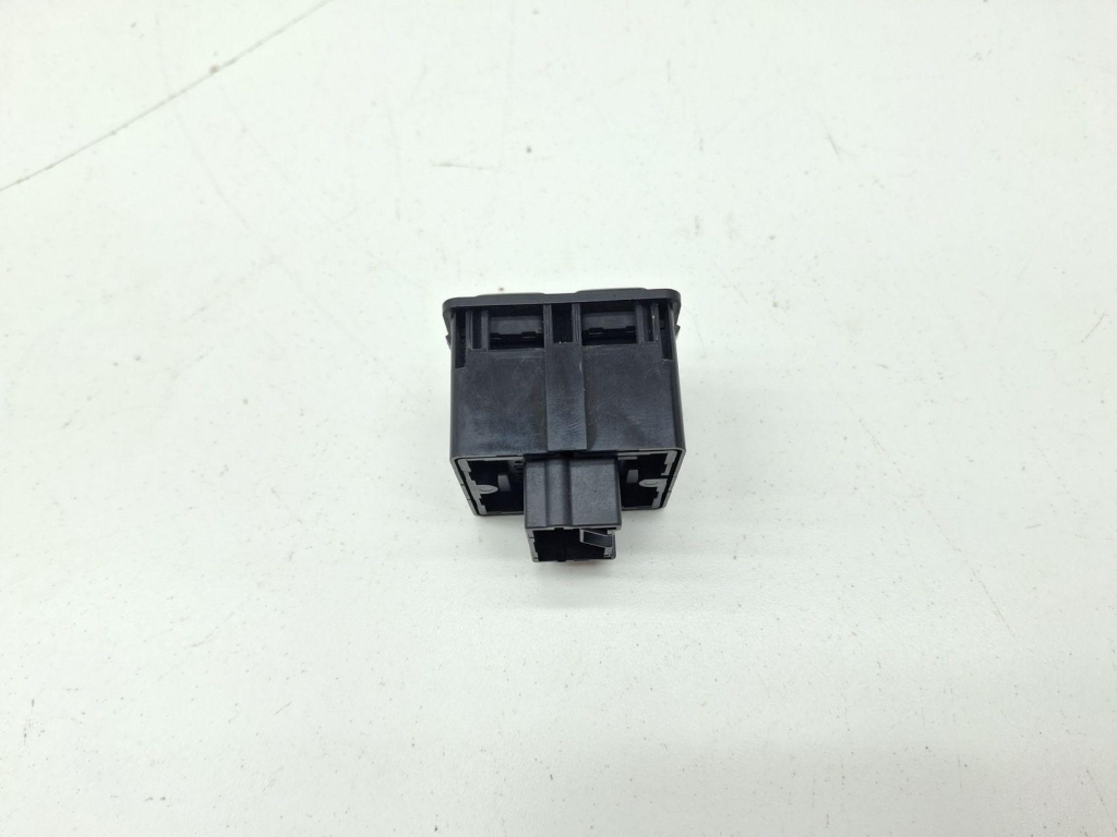 Кнопка обогрева сидений, 3000 рублей, Пермь