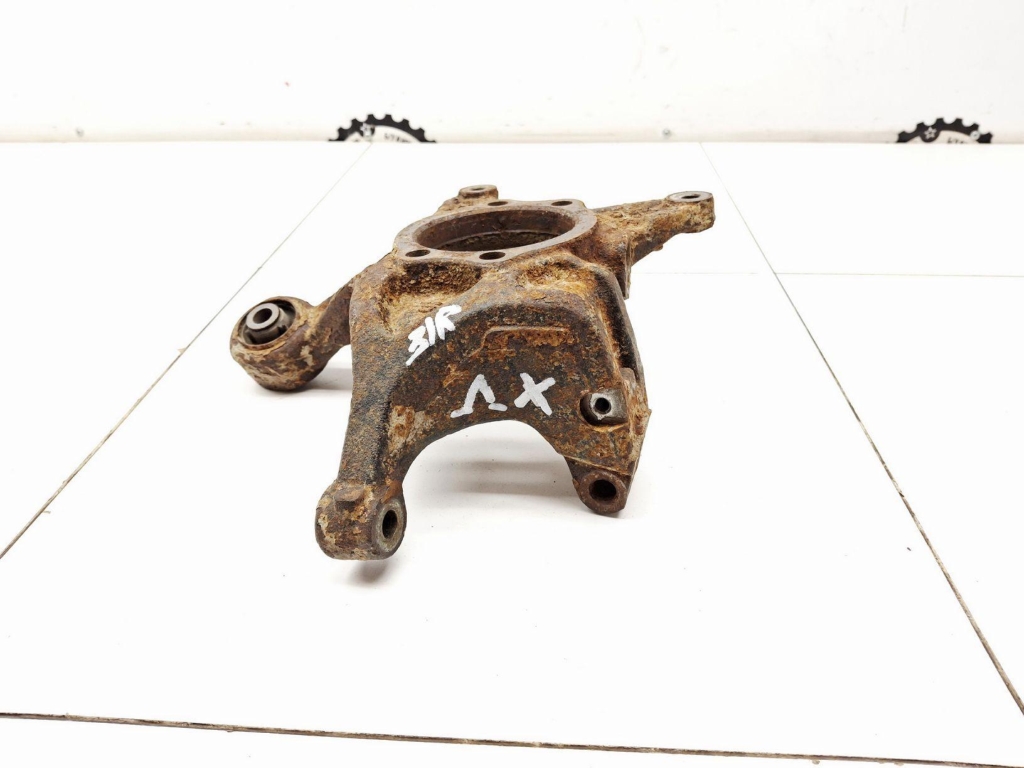 Кулак поворотный задний правый, 3000 рублей, Пермь