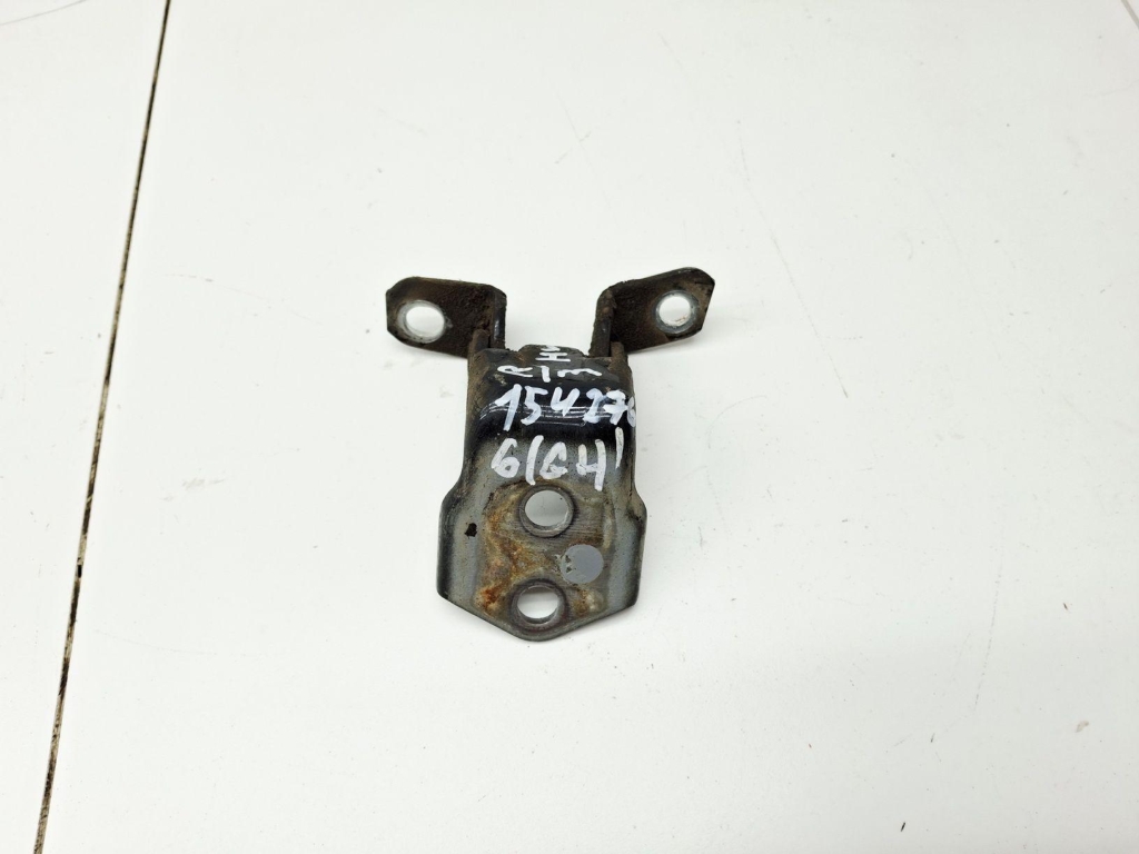 Петля двери задней правой нижняя, 500 рублей, Пермь