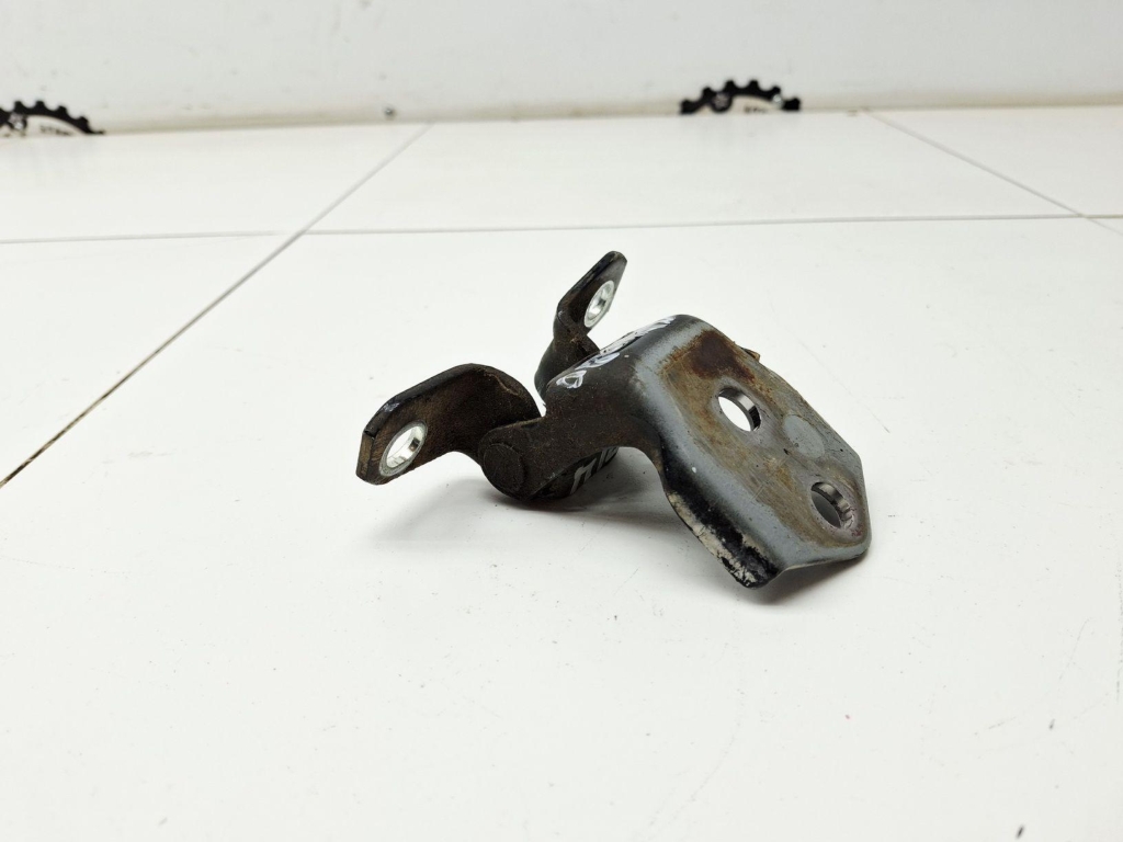 Петля двери передней левой верхняя, 500 рублей, Пермь