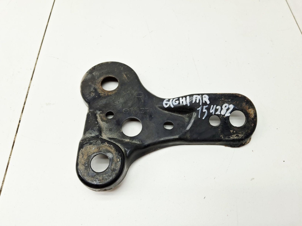 Кронштейн подрамника, 500 рублей, Пермь