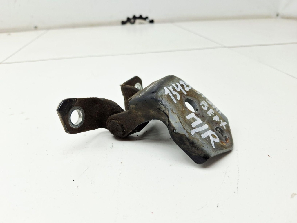 Петля двери передней правой верхняя, 500 рублей, Пермь