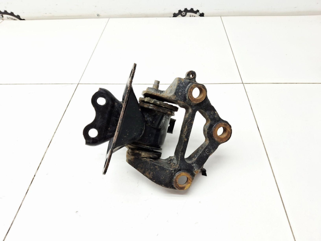 Опора КПП левая, 2000 рублей, Пермь