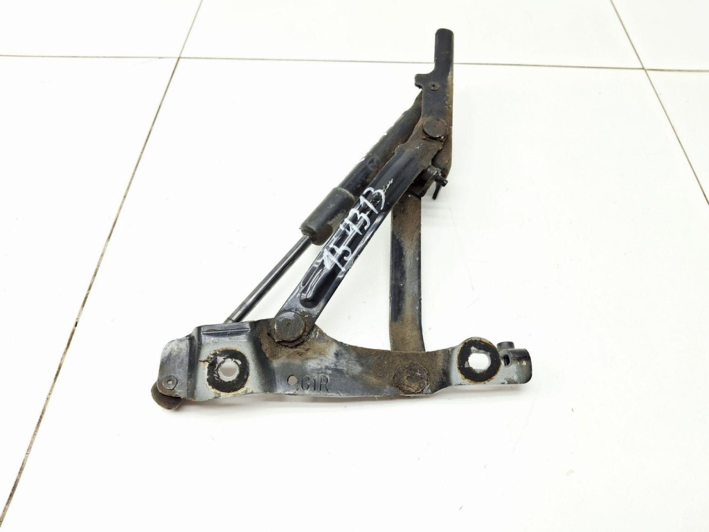 Петля крышки багажника, 1000 рублей, Пермь