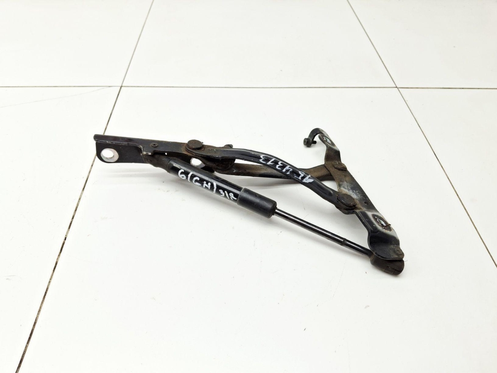 Петля крышки багажника, 1000 рублей, Пермь