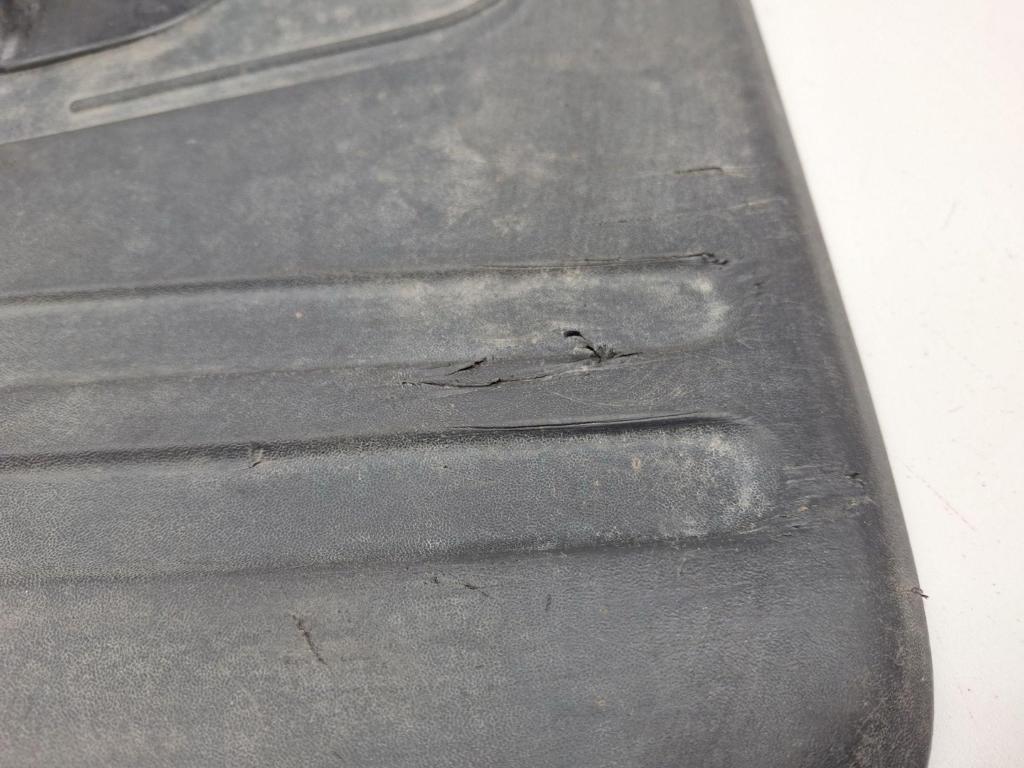 Брызговик передний правый, 1500 рублей, Пермь