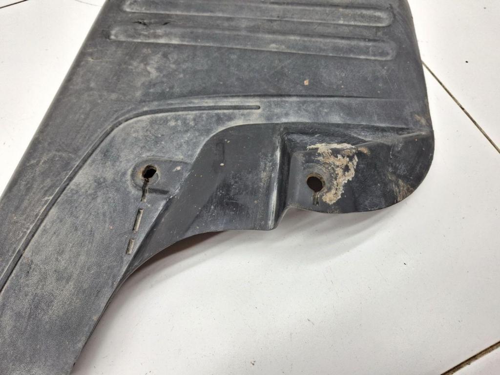 Брызговик передний правый, 1500 рублей, Пермь