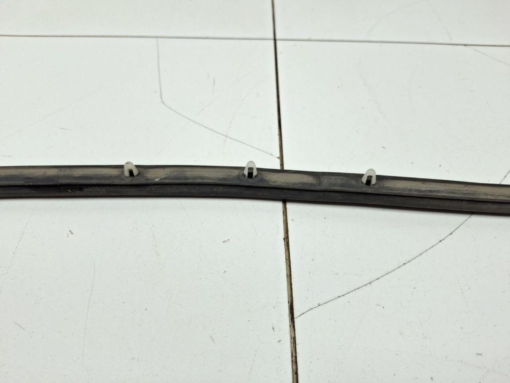 Уплотнитель капота, 1000 рублей, Пермь