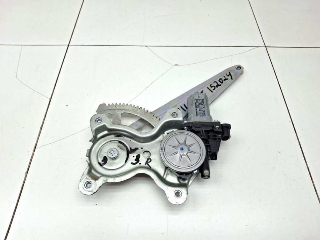 Стеклоподъемник задний правый, 2000 рублей, Пермь