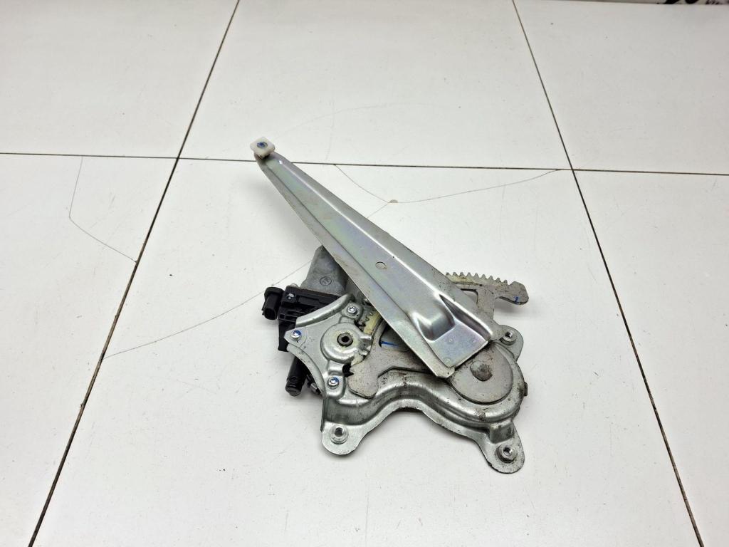 Стеклоподъемник задний правый, 2000 рублей, Пермь