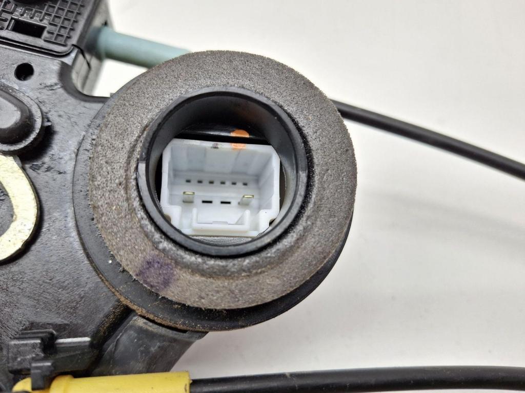 Замок двери задней правой, 2000 рублей, Пермь