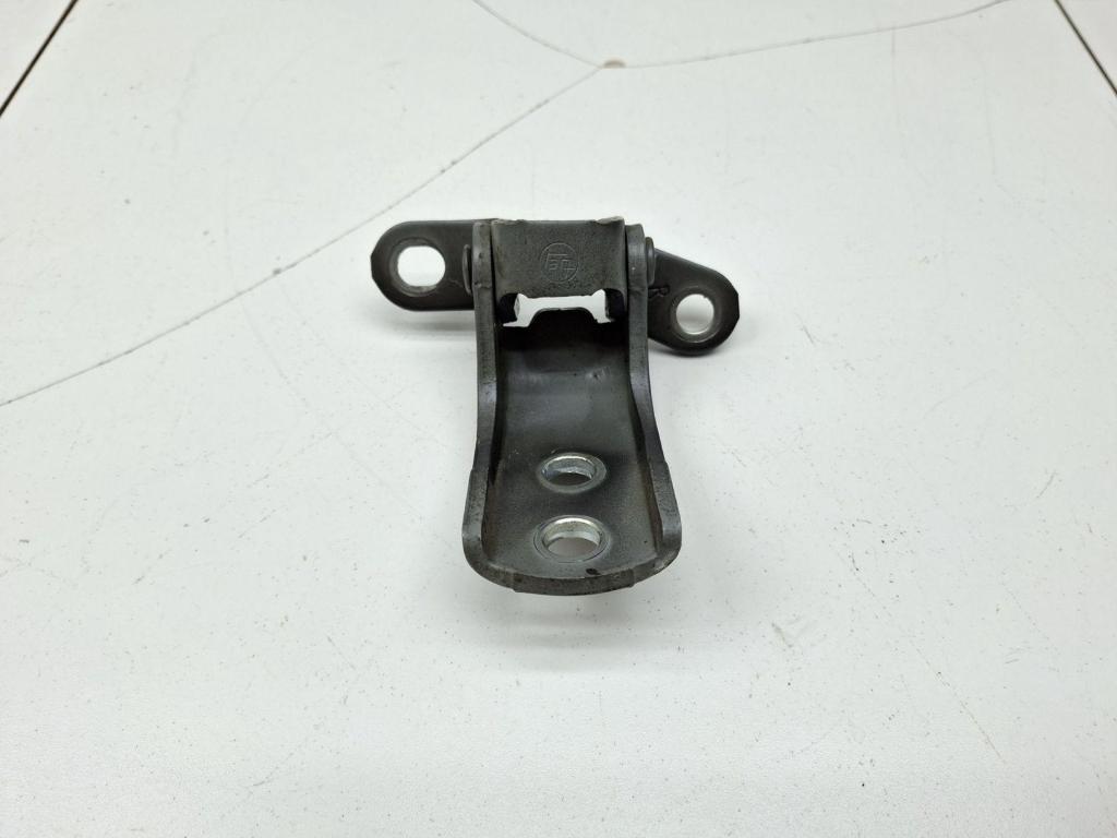 Петля двери передней правой нижняя, 1000 рублей, Пермь