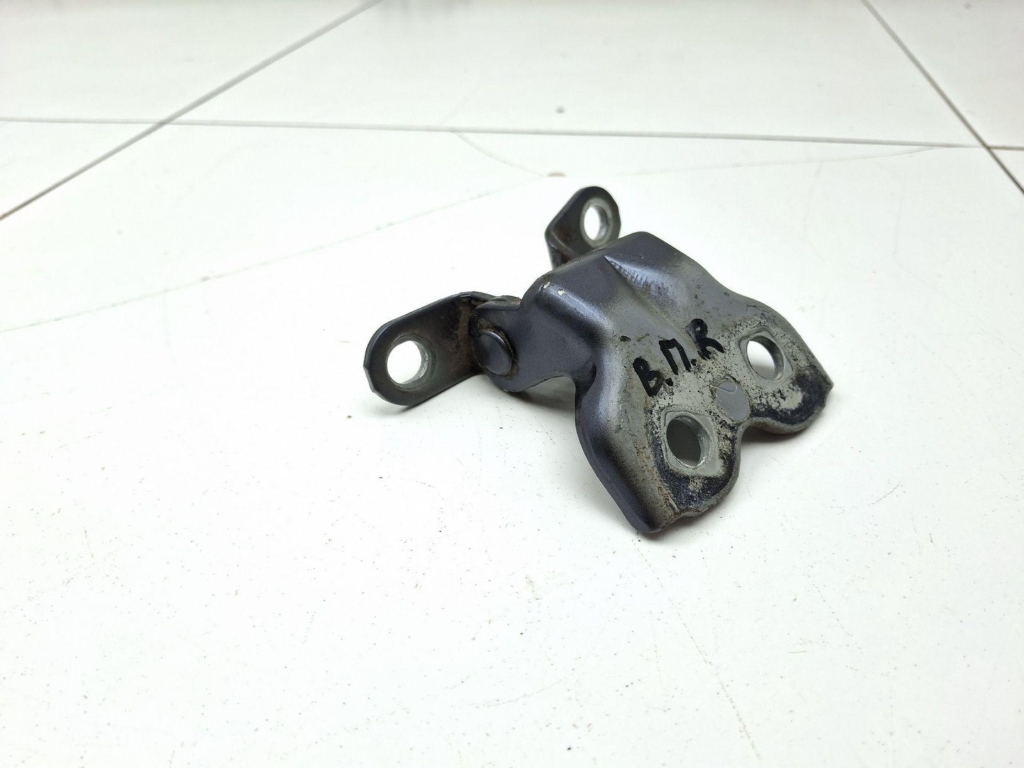 Петля двери передней правой верхняя, 1000 рублей, Пермь