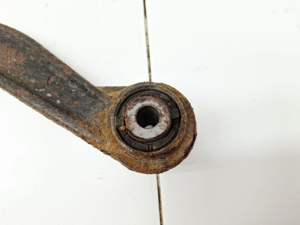 Рычаг задний верхний, 1000 рублей, Пермь