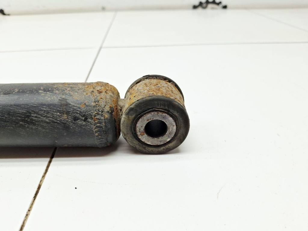 Амортизатор задний, 1000 рублей, Пермь