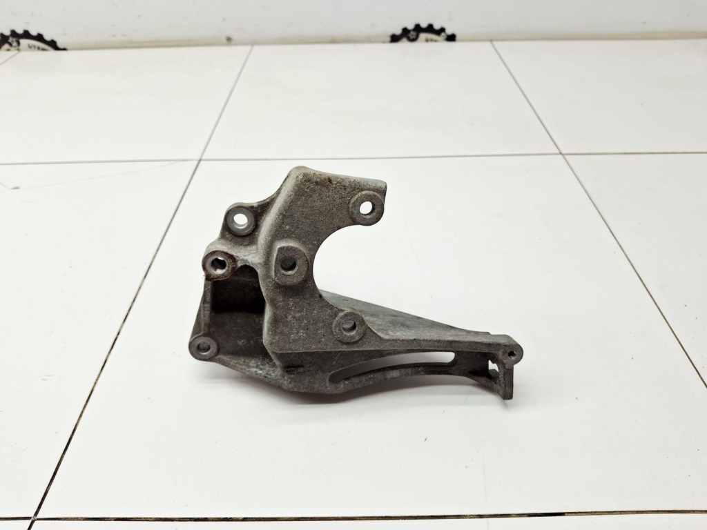 Кронштейн гидроусилителя, 1000 рублей, Пермь