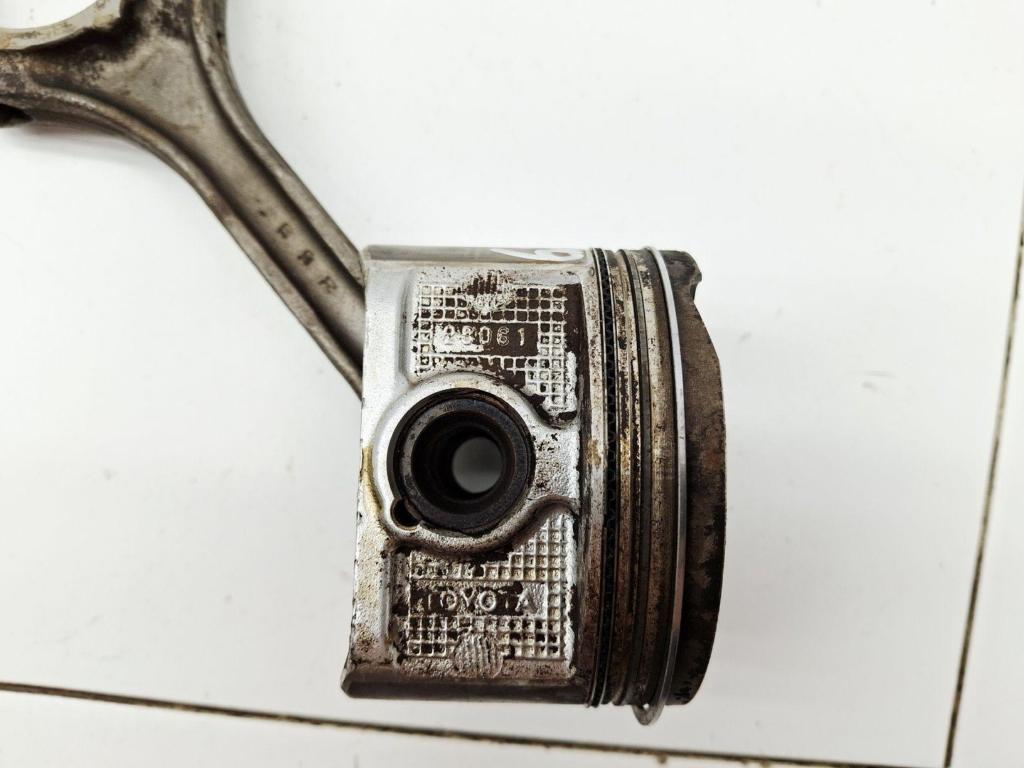 Поршень с шатуном, 3000 рублей, Пермь