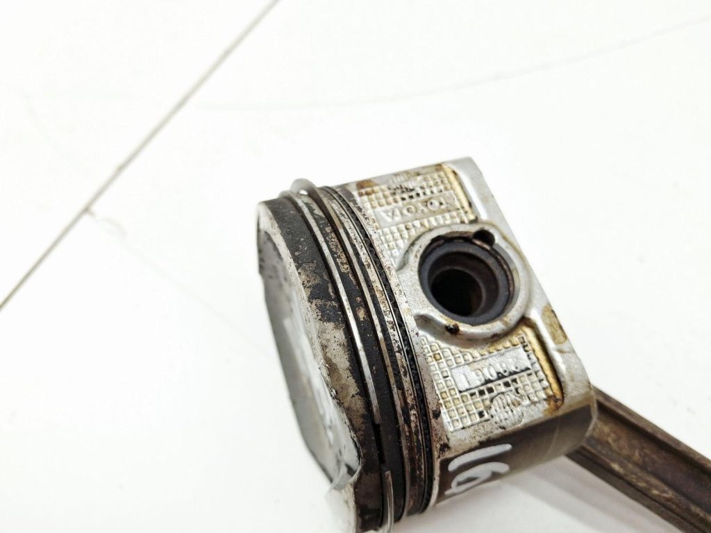 Поршень с шатуном, 3000 рублей, Пермь