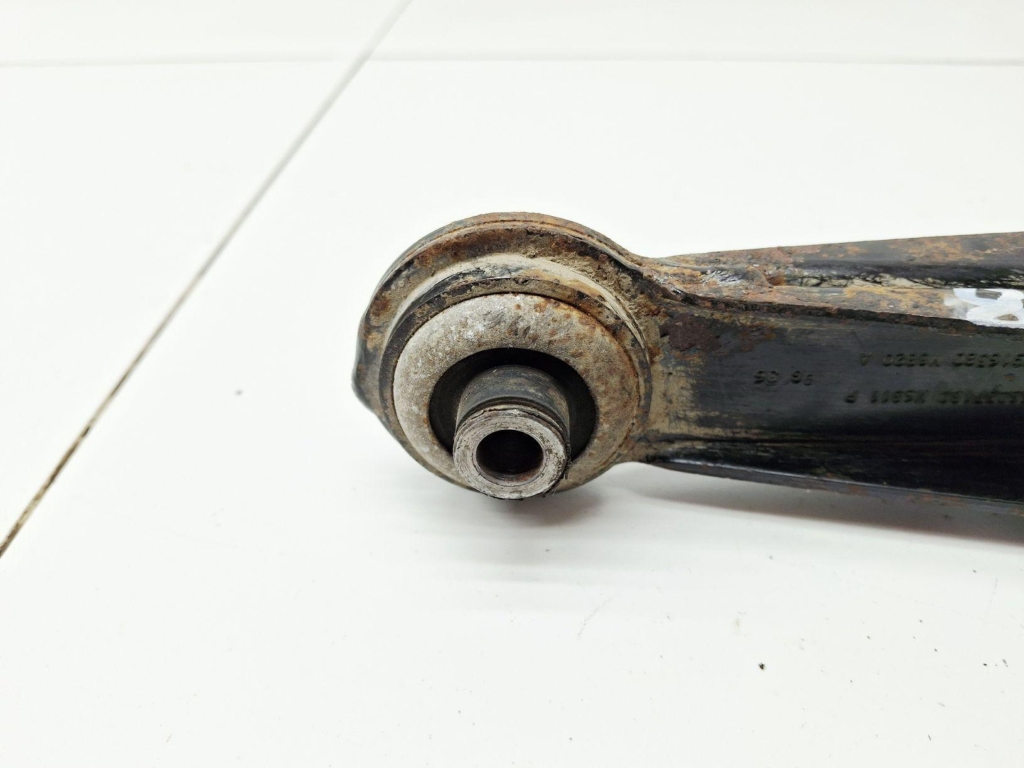 Опора двигателя правая, 2000 рублей, Пермь