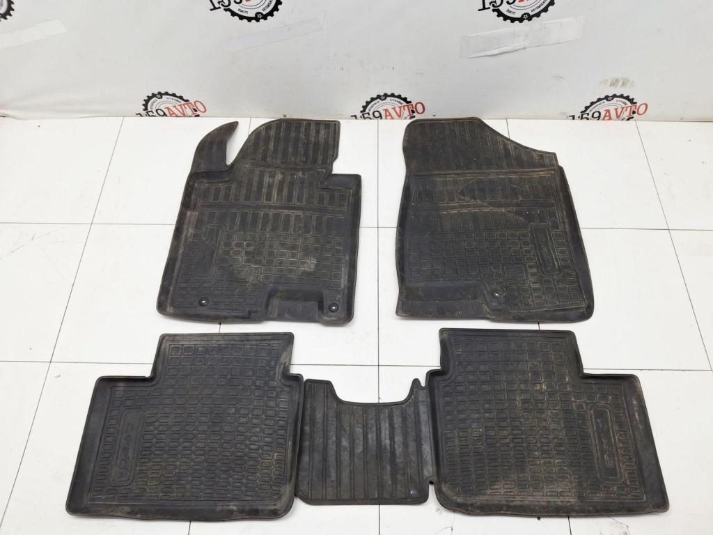 Комплект ковриков салона, 1000 рублей, Пермь