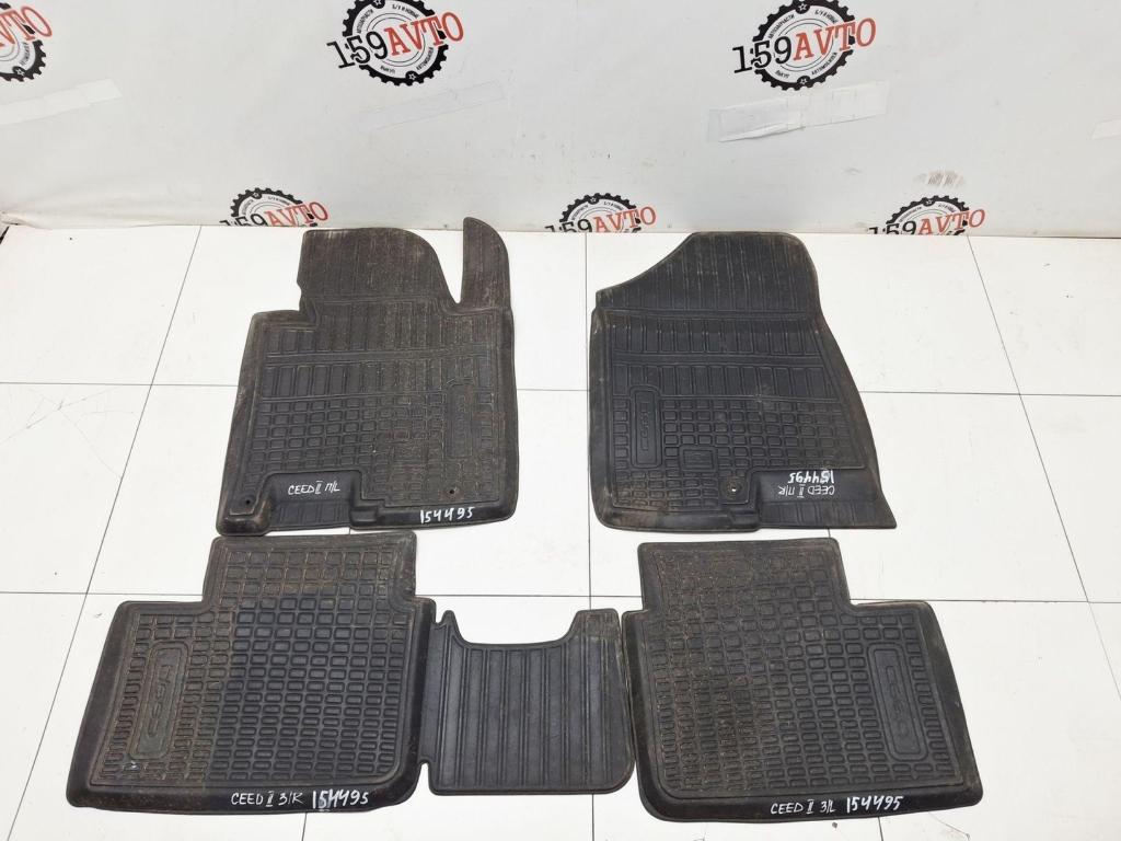 Комплект ковриков салона, 1000 рублей, Пермь