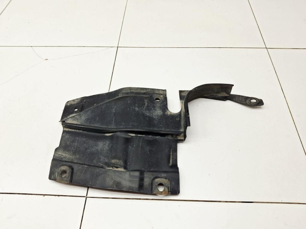 Пыльник двигателя боковой правый, 1000 рублей, Пермь