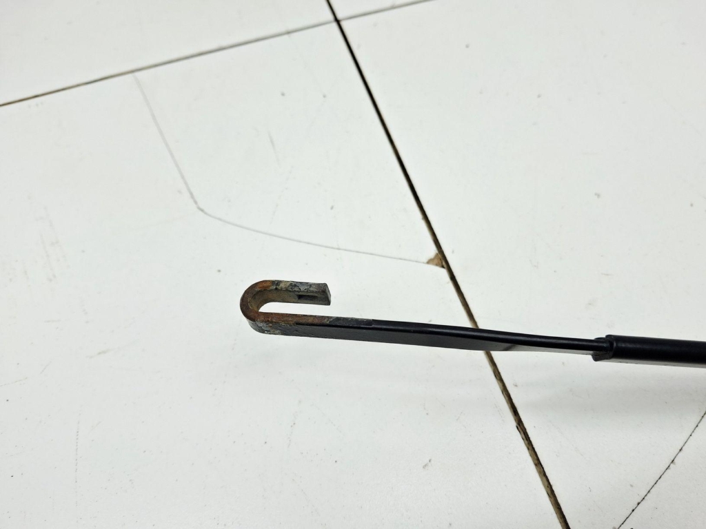 Поводок стеклоочистителя передний левый, 1000 рублей, Пермь