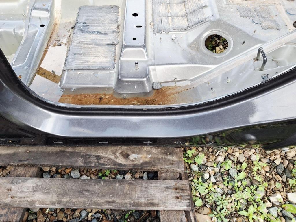 Порог со стойкой левый, 30000 рублей, Пермь