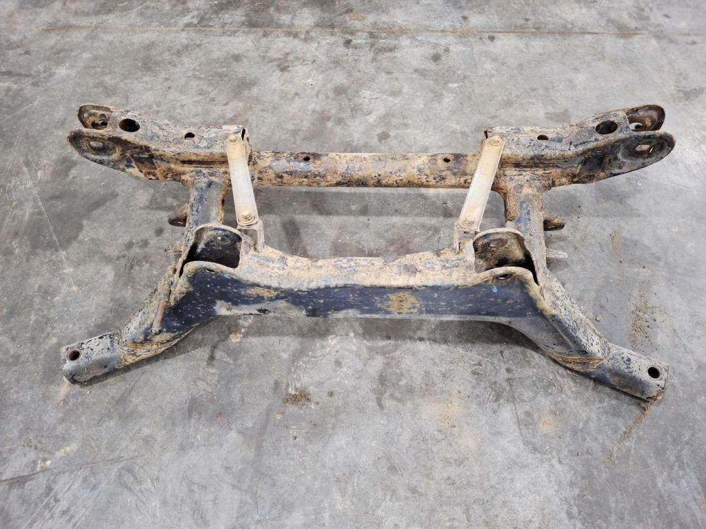 Балка задняя, 4000 рублей, Пермь