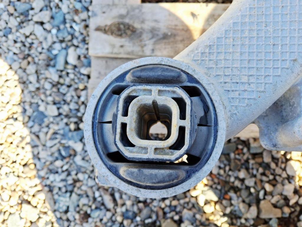 Балка задняя, 4000 рублей, Пермь