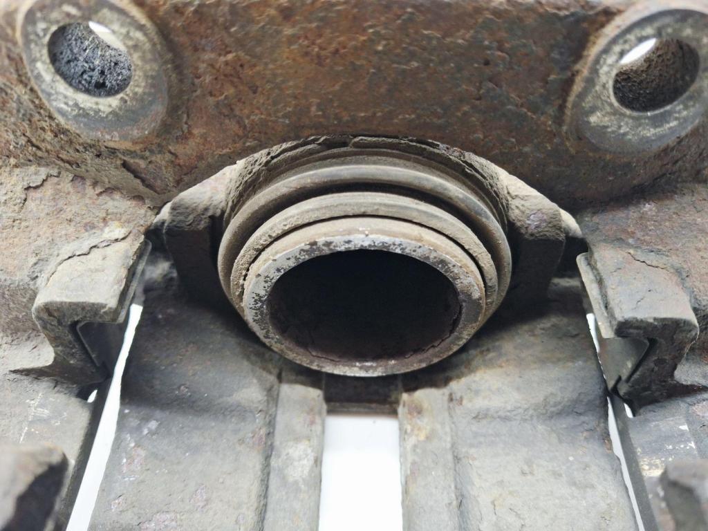 Суппорт передний левый, 1000 рублей, Пермь