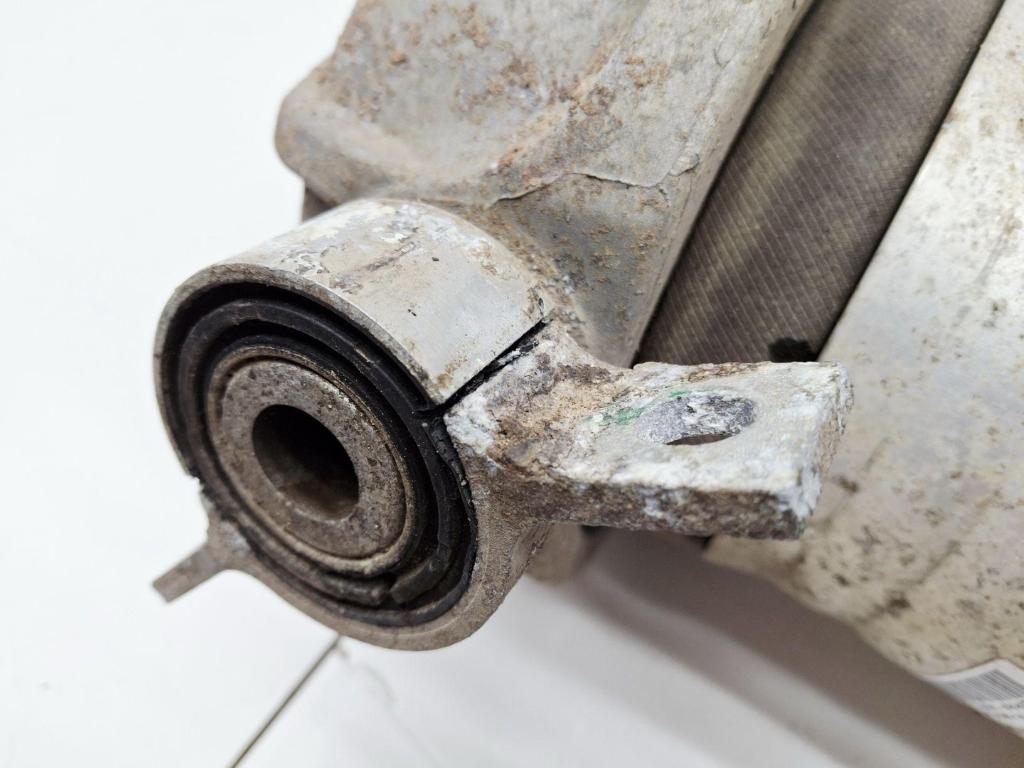 Амортизатор задний левый, 12000 рублей, Пермь