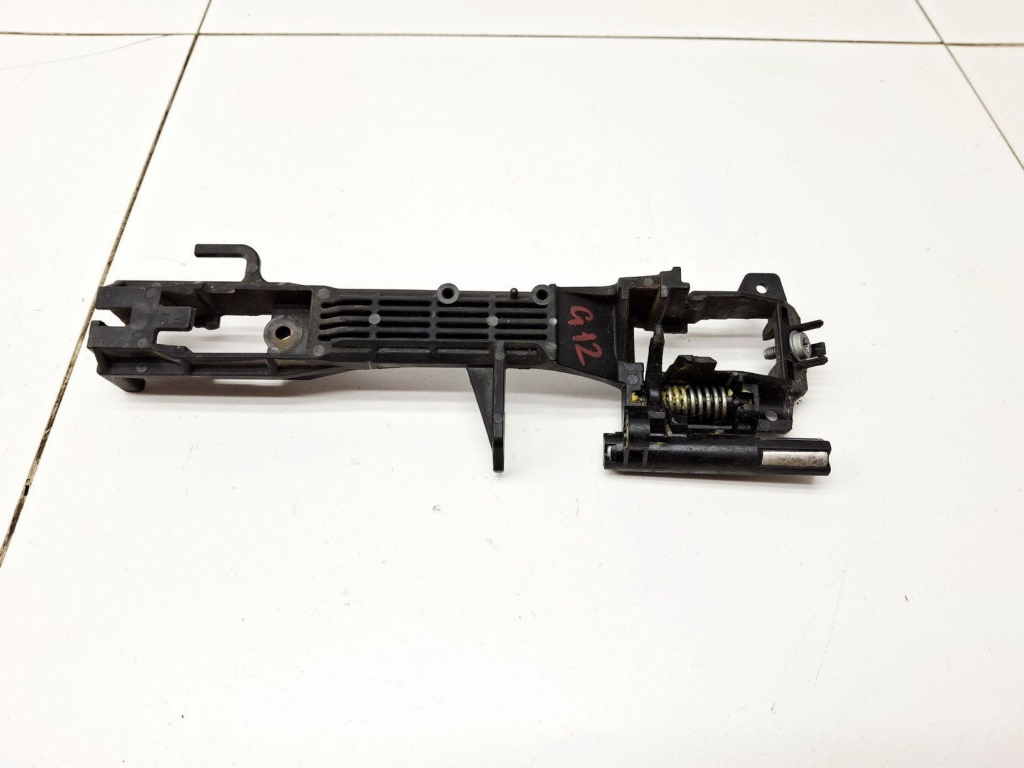 Кронштейн ручки, 500 рублей, Пермь