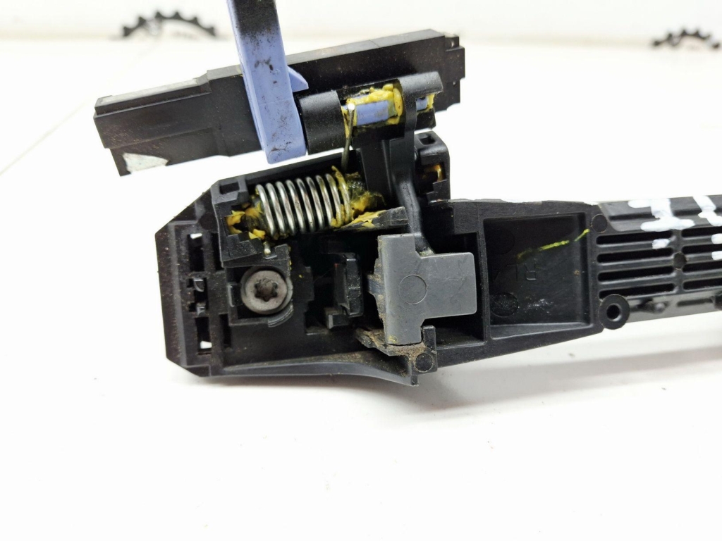 Ручка двери задней наружная левая, 1000 рублей, Пермь