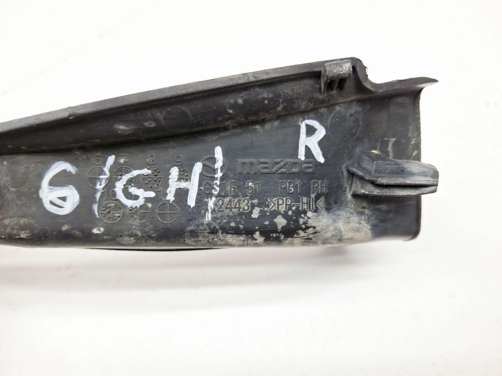 Накладка лобового стекла правая, 1000 рублей, Пермь