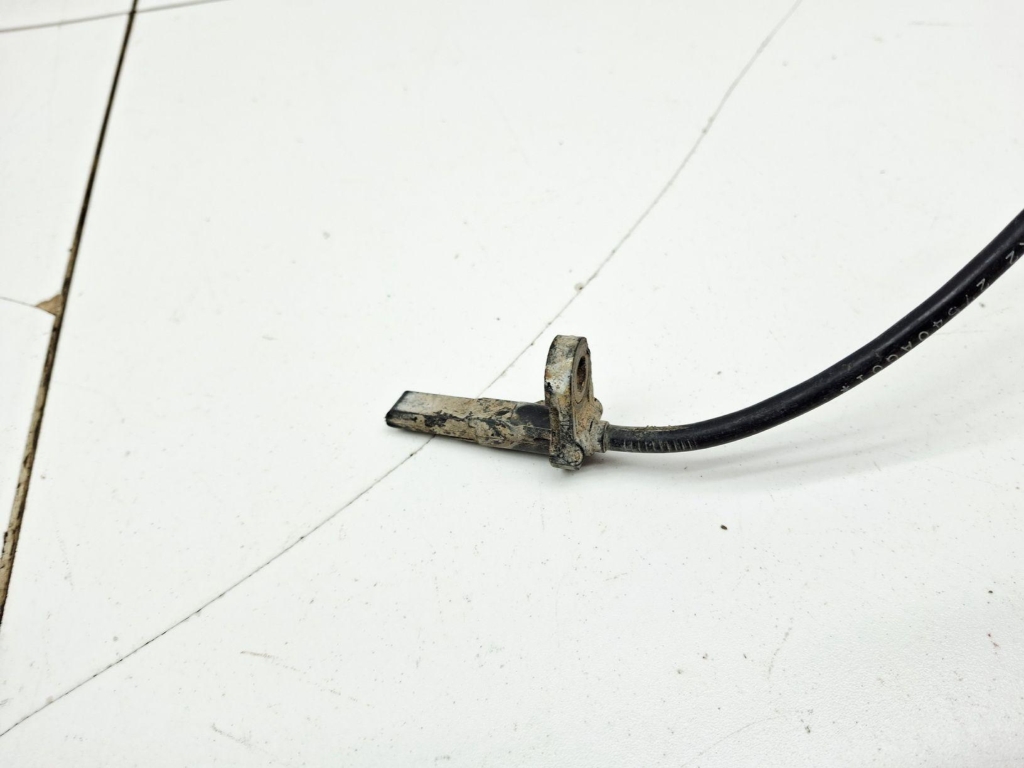 Датчик ABS передний левый, 1000 рублей, Пермь