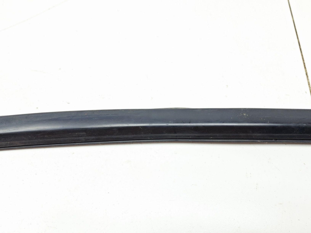 Накладка стекла заднего левого, 1000 рублей, Пермь