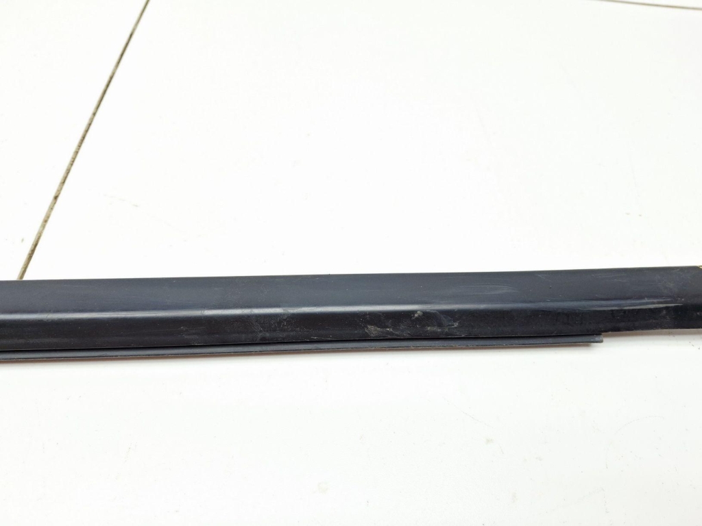 Накладка стекла заднего левого, 1000 рублей, Пермь