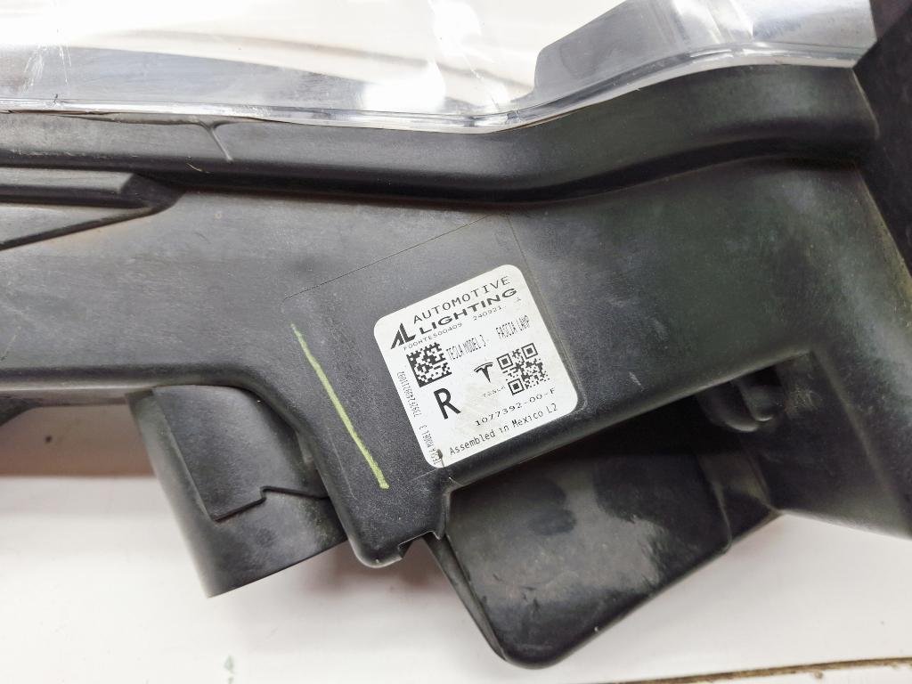 Фара противотуманная правая, 8100 рублей, Пермь