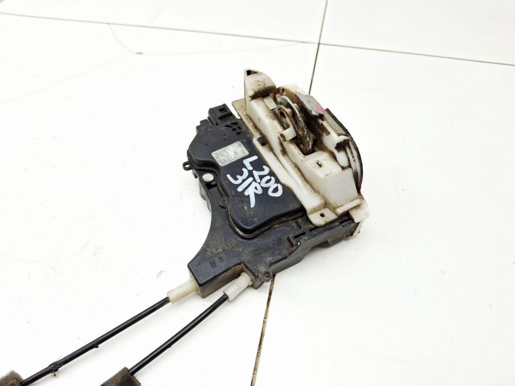 Замок двери задней правой, 1000 рублей, Пермь