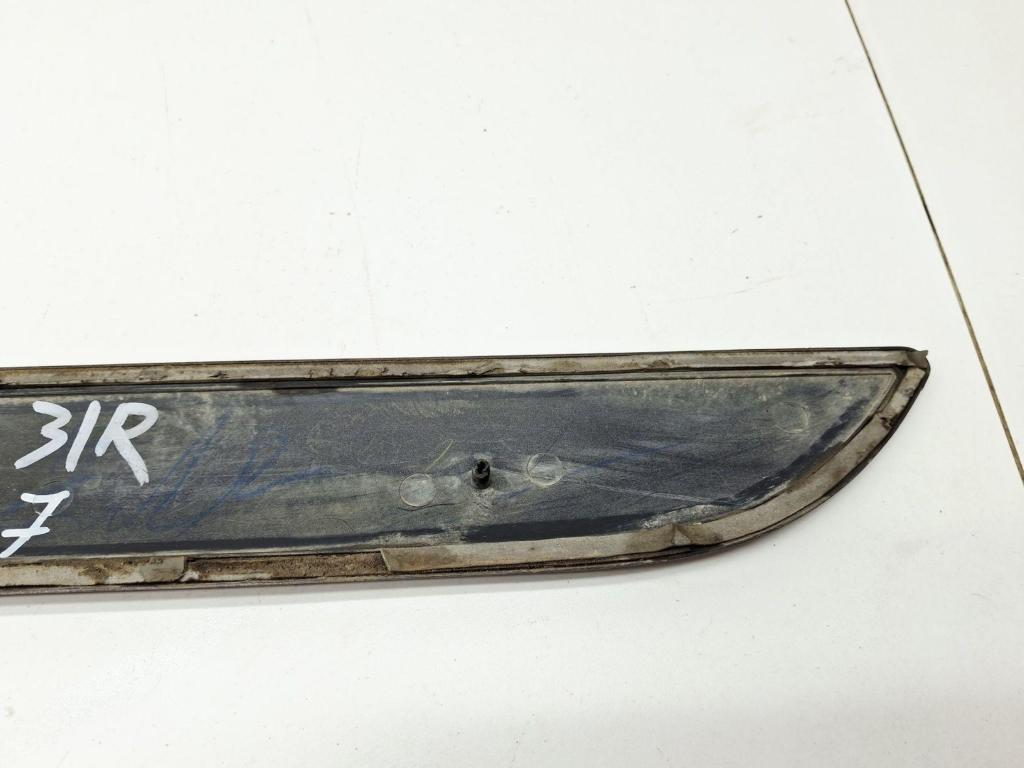 Молдинг задней правой двери, 1500 рублей, Пермь