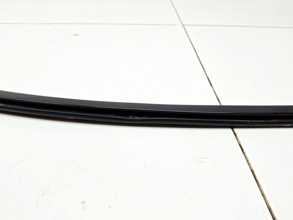 Накладка стекла заднего правого, 1000 рублей, Пермь