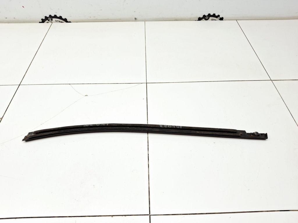 Накладка стекла заднего правого, 1000 рублей, Пермь