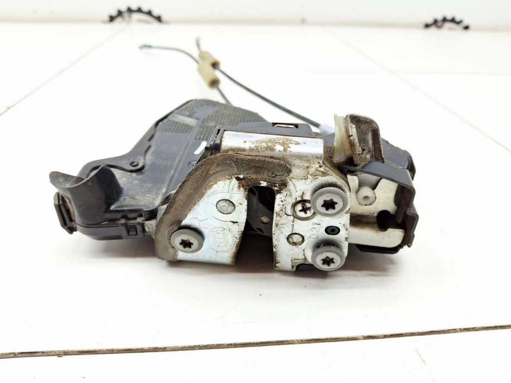 Замок двери передней правой, 1000 рублей, Пермь