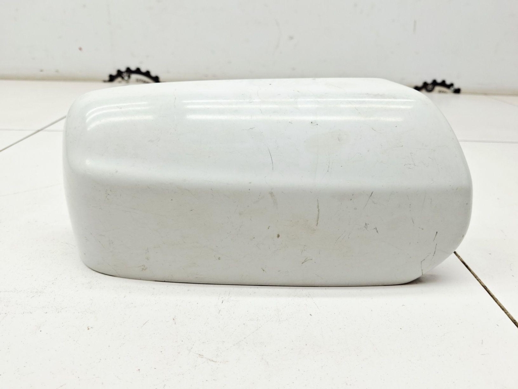 Накладка зеркала правого, 2000 рублей, Пермь