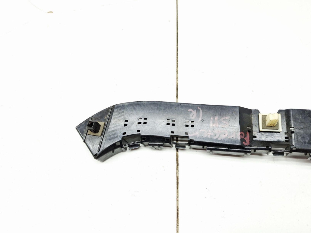 Кронштейн заднего бампера правый, 500 рублей, Пермь